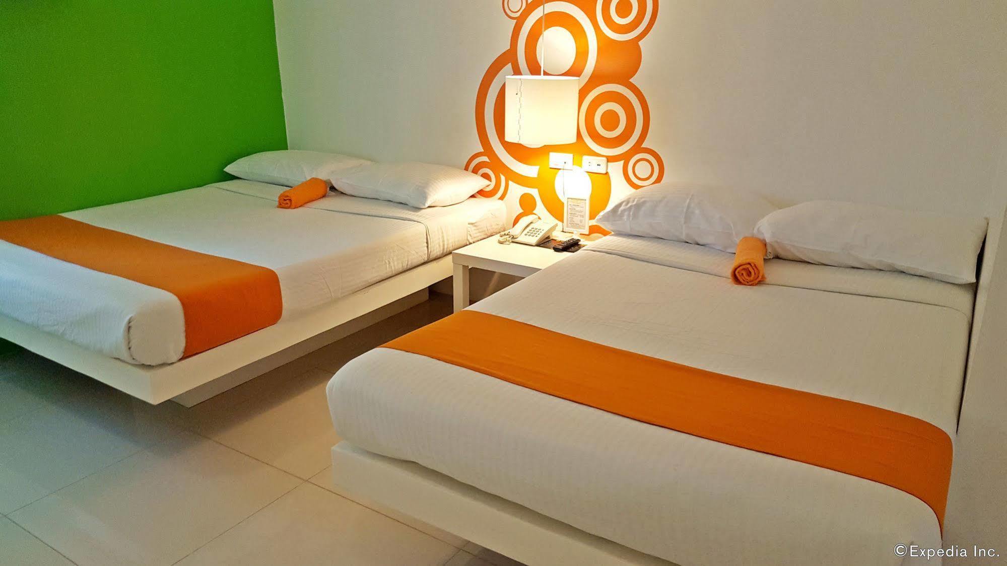 Islands Stay Hotel - Puerto Princesa Ngoại thất bức ảnh