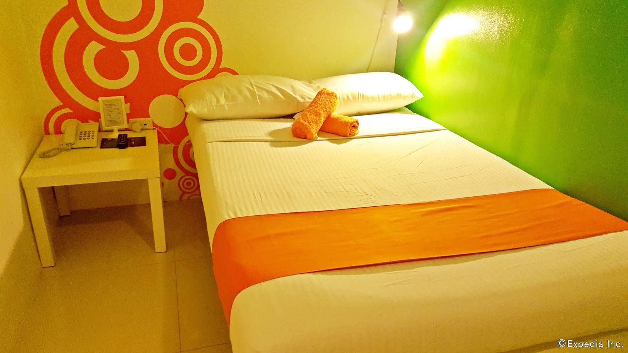 Islands Stay Hotel - Puerto Princesa Ngoại thất bức ảnh