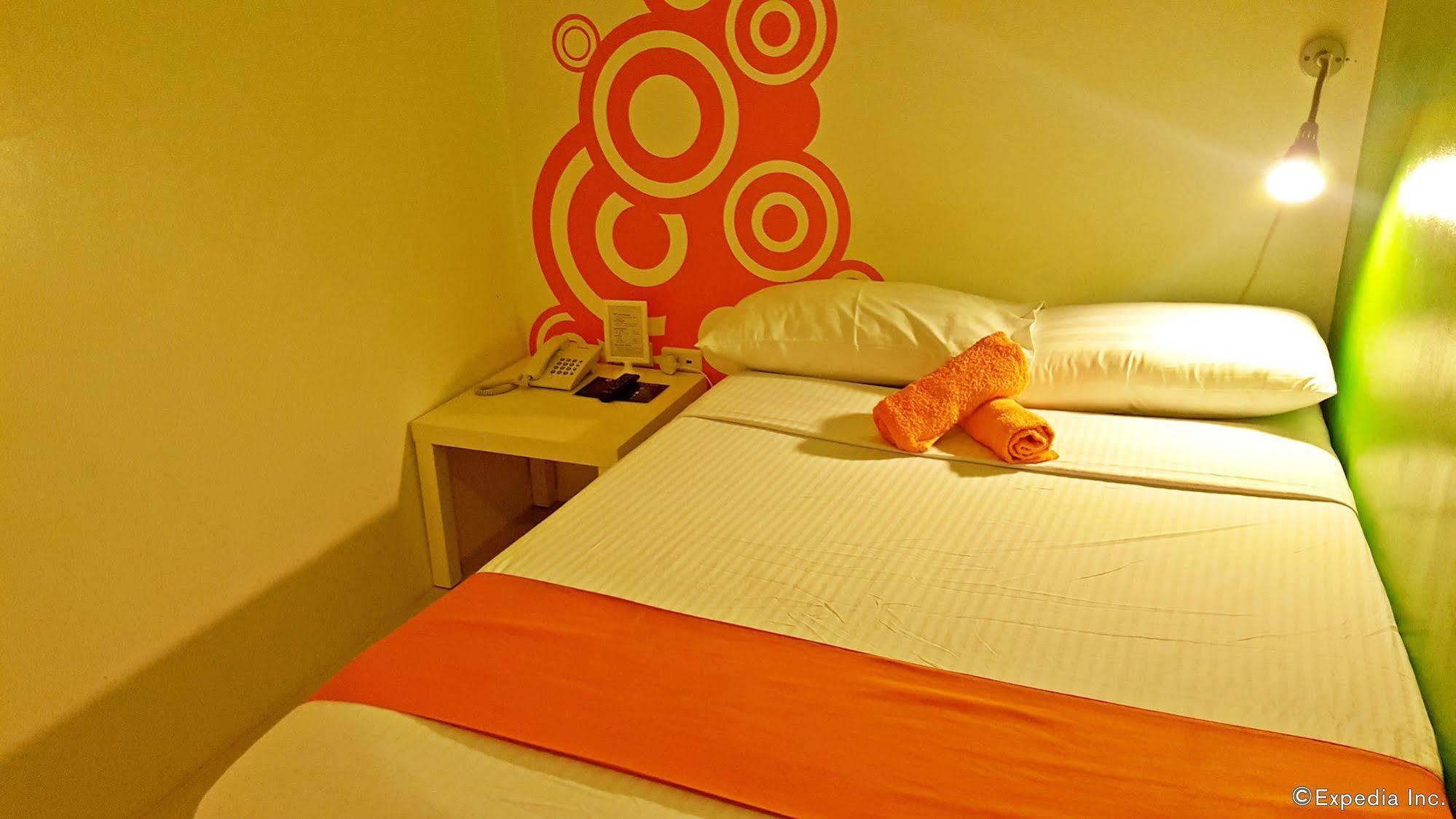 Islands Stay Hotel - Puerto Princesa Ngoại thất bức ảnh